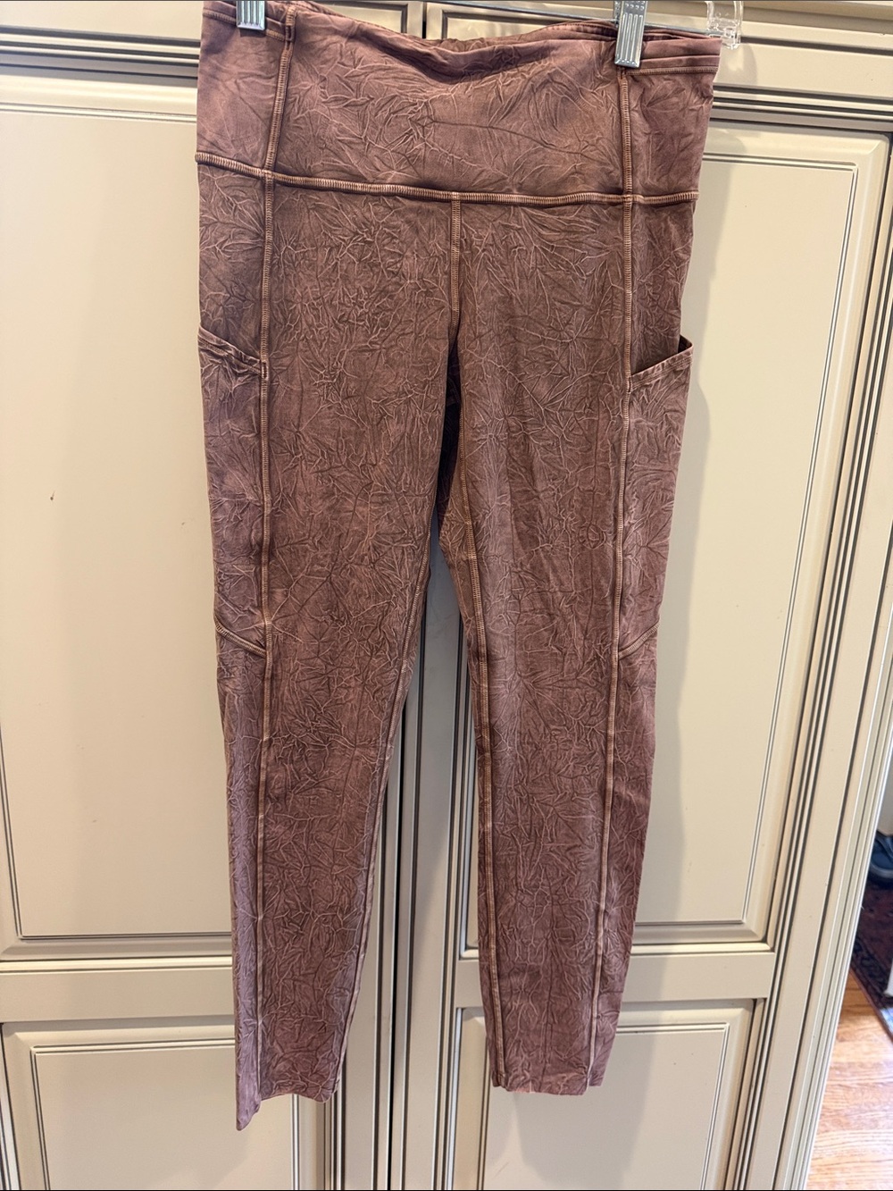 Lululemon Crushed Mauve Leggings with Side Pockets